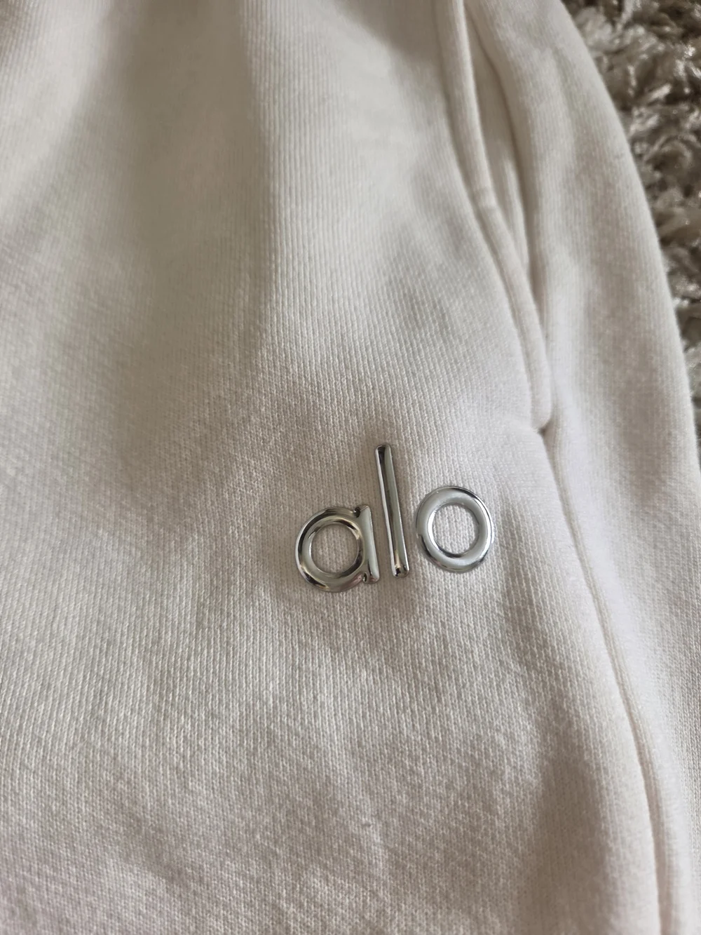 ALO Yoga Kids Cream Jogger Sweatpants
